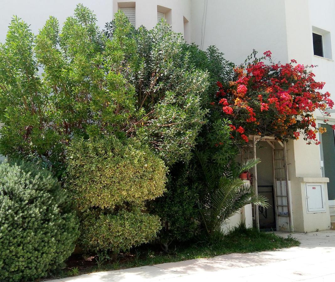 Ferienwohnung Happy House Ennasr Ariana Exterior foto